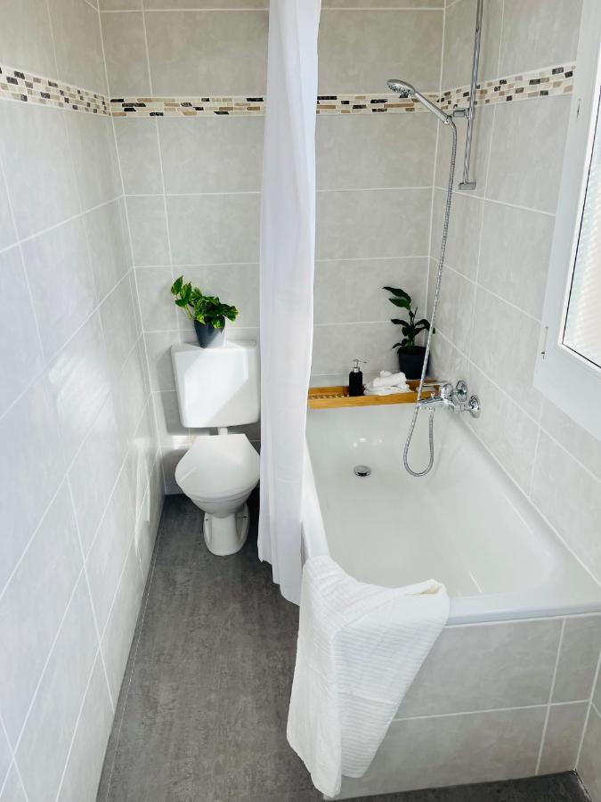 -The Urbanist- Lakeview Free Parking 2Bd Fast Wifi Oberhofen Eksteriør bilde