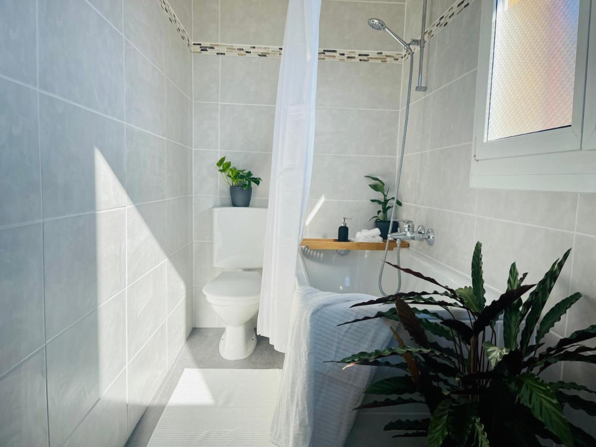 -The Urbanist- Lakeview Free Parking 2Bd Fast Wifi Oberhofen Eksteriør bilde